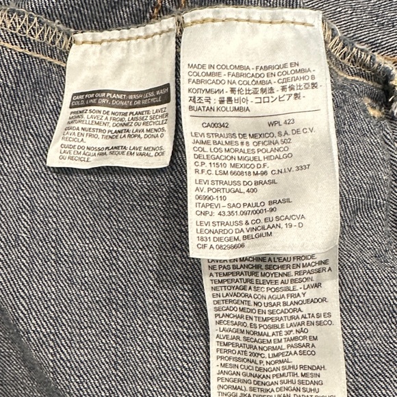 Vintage Style Levi's Men's Indigo Denim Trucker Jacket - Picture 8 of 9